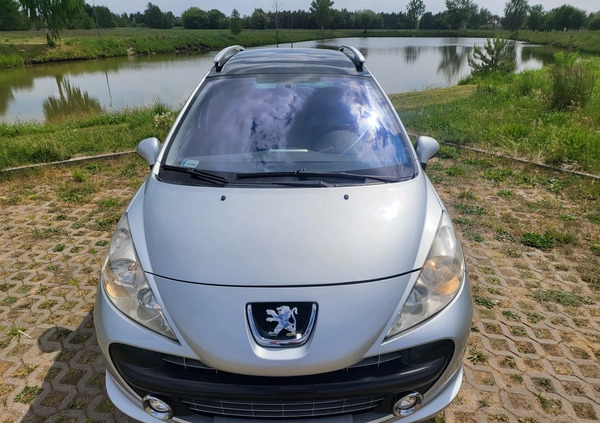 Peugeot 207 cena 12909 przebieg: 126000, rok produkcji 2009 z Sieradz małe 277